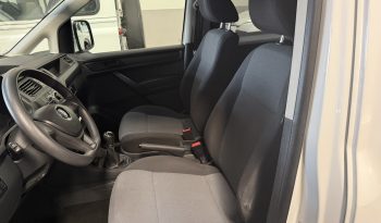 VOLKSWAGEN  CADDY   4Motion completo