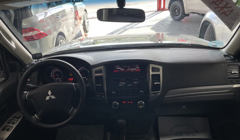 MITSUBISHI  MONTERO completo