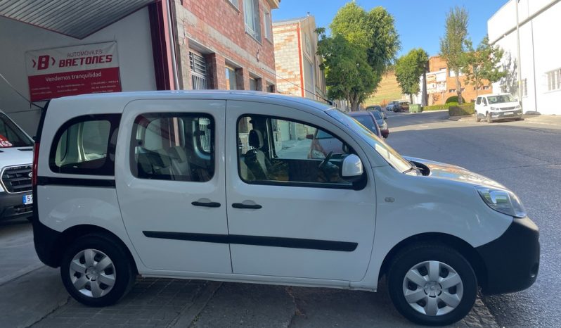 RENAULT  KANGOO PROFESIONAL completo