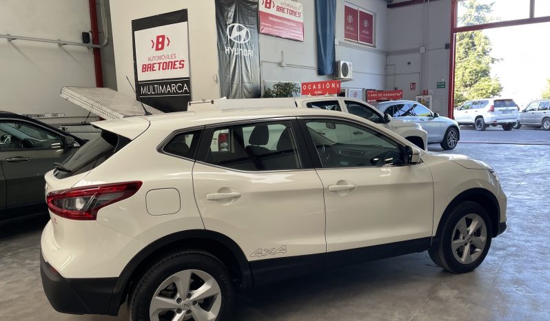 NISSAN  QUASHQAI  4X4 completo