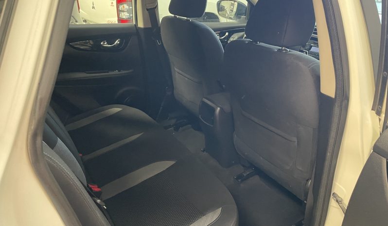 NISSAN  QUASHQAI  4X4 completo