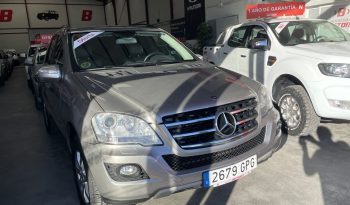 MERCEDES – BENZ    CLASE  M completo