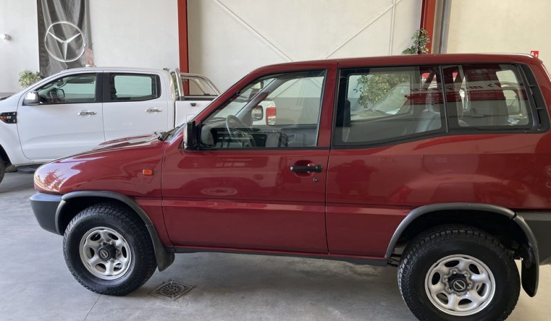 NISSAN  TERRANO  II completo