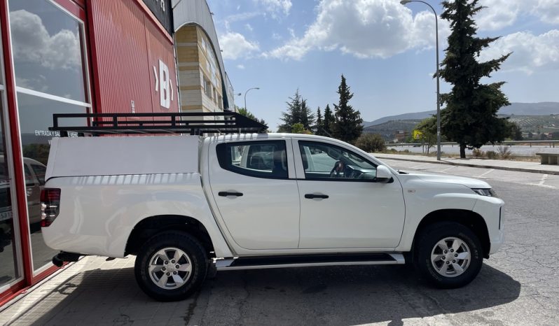 MITSUBISHI  L-200 completo