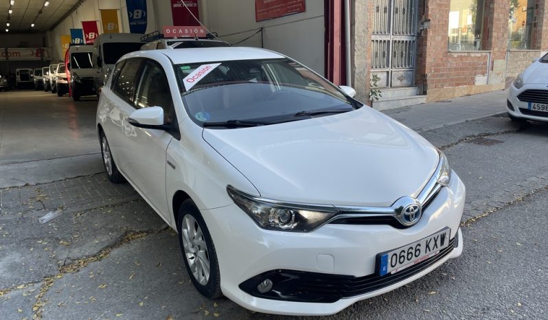 TOYOTA  AURIS  HIBRIDO completo