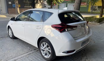 TOYOTA  AURIS  HIBRIDO completo