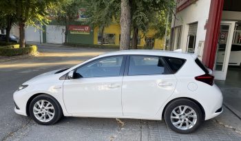 TOYOTA  AURIS  HIBRIDO completo