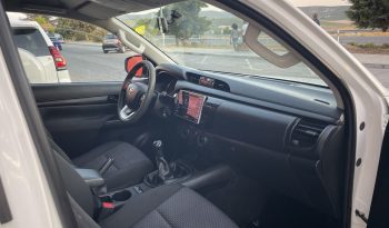 TOYOTA  HILUX  DOBLE CABINA completo