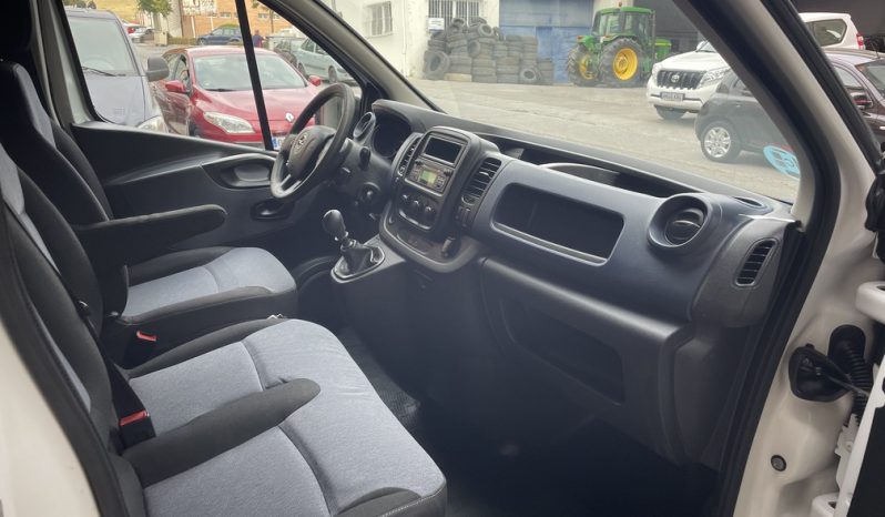 OPEL  VIVARO completo