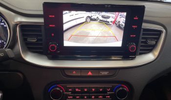 KIA  CEE´D  HIBRIDO completo