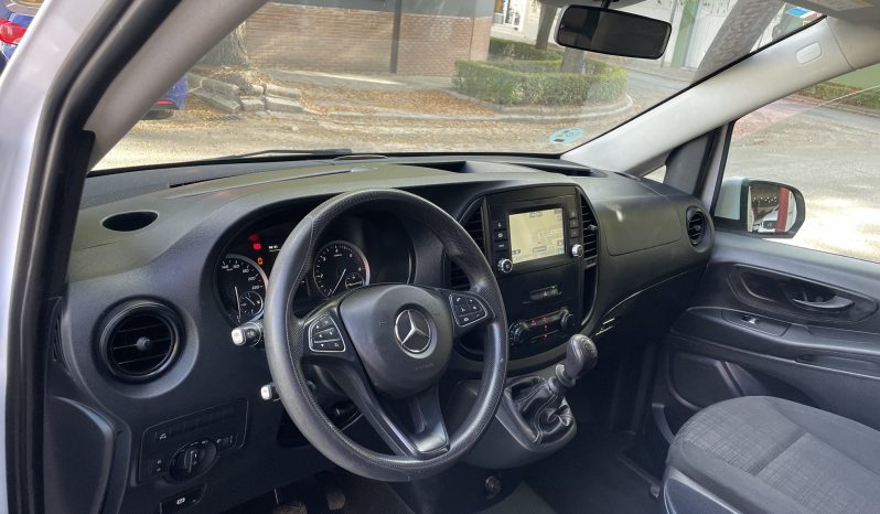 MERCEDES – BENZ completo