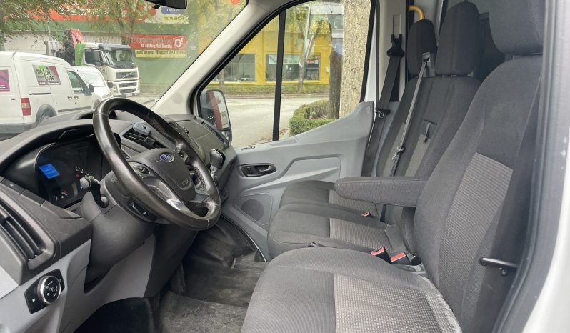 FORD  TRANSIT completo