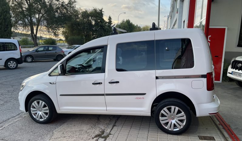 VOLKSWAGEN  CADDY 4MOTION completo