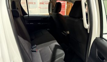 TOYOTA  HILUX  GX completo