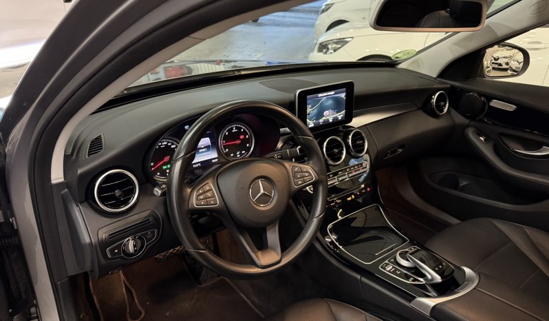 MERCEDES – BENZ  CLASE C completo