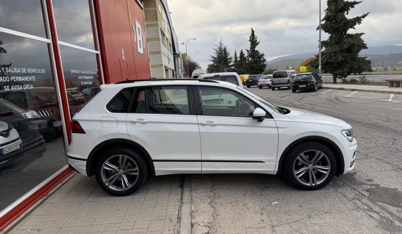 VOLKSWAGEN   TIGUAN completo