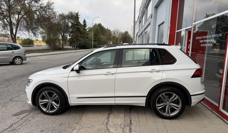 VOLKSWAGEN   TIGUAN completo