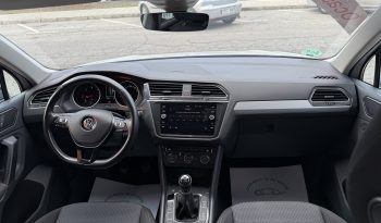 VOLKSWAGEN   TIGUAN completo