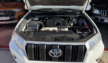 TOYOTA    LAND-CRUISER completo