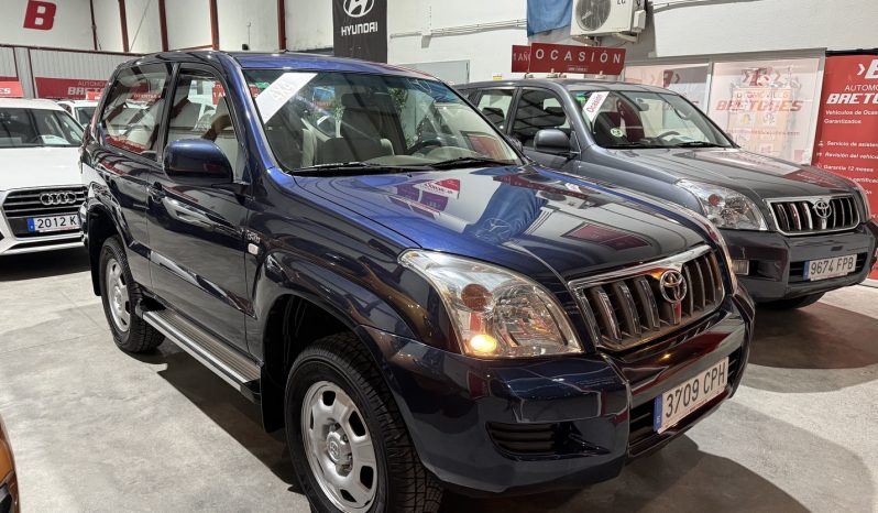 TOYOTA   LAND-CRUISER  GX completo