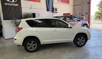 TOYOTA   RAV-4   4X2 completo