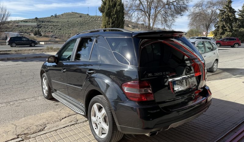 MERCEDES  BENZ   ML completo