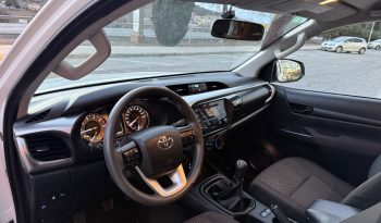 HILUX  DOBLE  CABINA completo